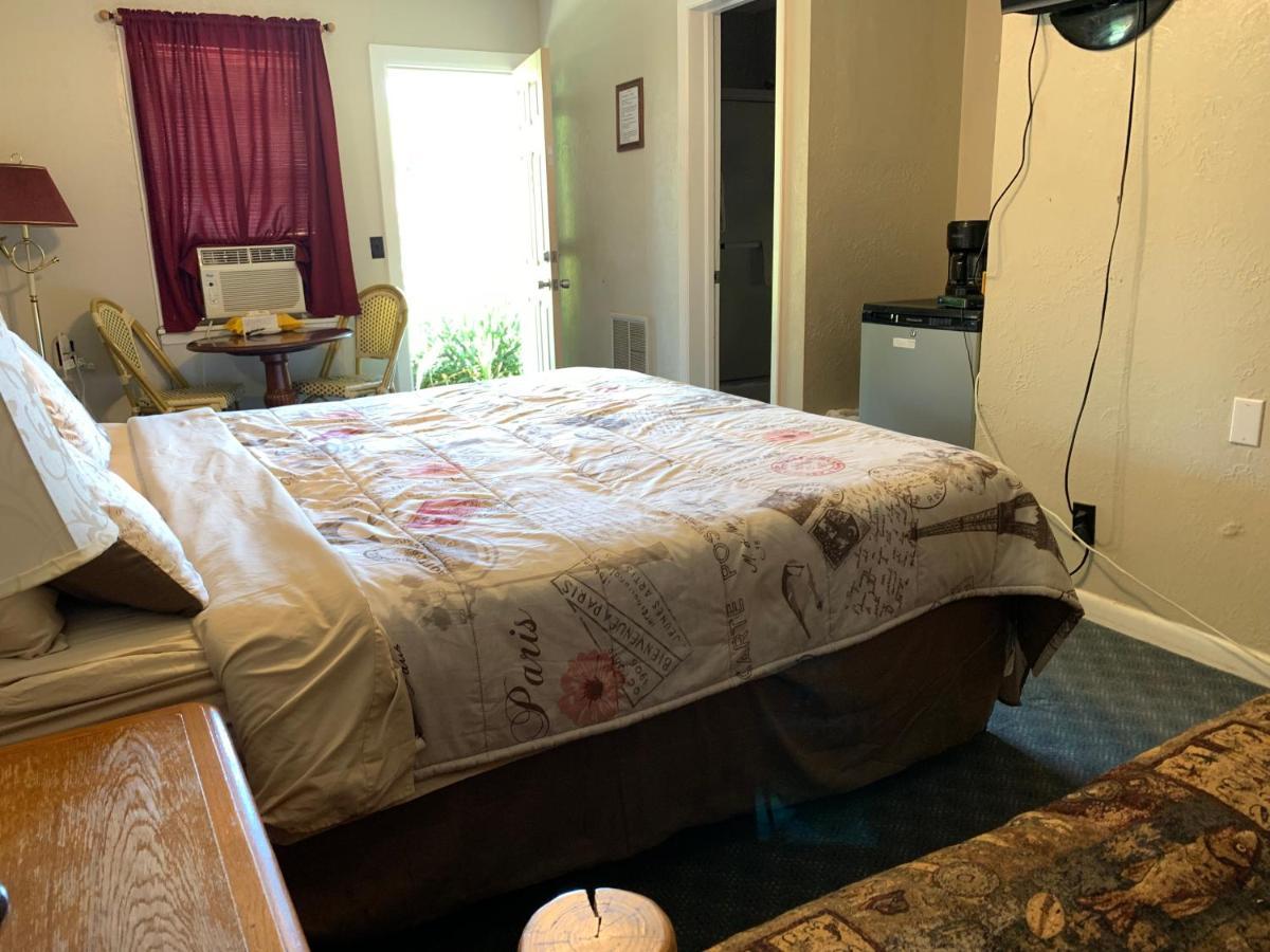 Phillips Historic Motel & Cottages Robbinsville Eksteriør bilde